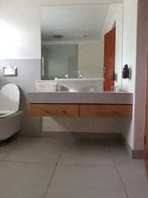 Paddabult Self Catering Cottages - Bathroom