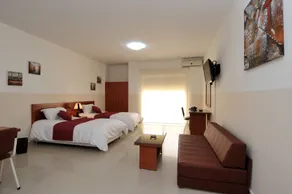 Byblos Guest House - Room