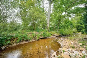 15 Mi to Penn State: Hideaway w/ Fire Pit! - Innenbereich