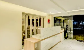 Itsy Hotels Mirra - Reception
