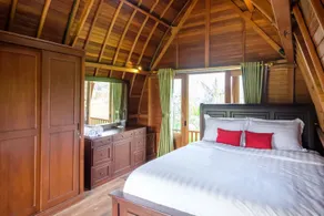 TwoSpaces Living at deRos Resort & Cafe, Bogor - Room