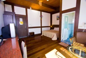Maple Leave Holiday Villa - Chambre