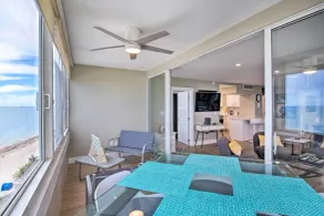 Oceanfront Luxury 2/2 Condo w/ Amazing Views! - Interiör