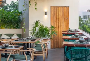 Casa Agape Boutique Hotel Rooftop Pool & Beach club access - Restaurant