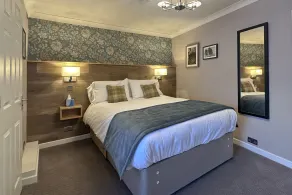 Lobster Sheringham - Room