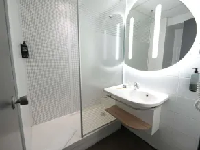 Hôtel ibis budget Marseille Vieux Port - Salle de bain