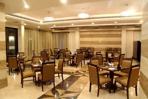 Amantra Comfort Hotel - Restaurant