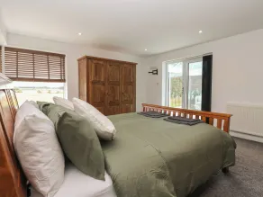 Gravel Pit Cottage - Rum