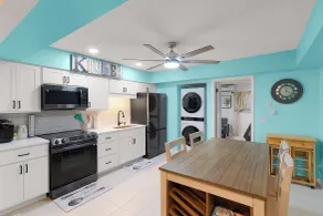 A Ray of Turquoise: Charming Home! - Innenbereich
