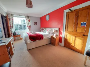 The Royal Oak Hotel - Room