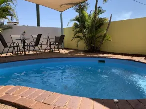 Central Point Motel - Pool