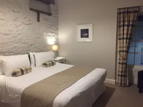 Scotch Arms Mews Bed & Breakfast, Brampton Town Centre, Hadrians Wall - Rum