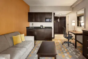 DoubleTree by Hilton Pointe Claire Montreal Airport West - Chambre