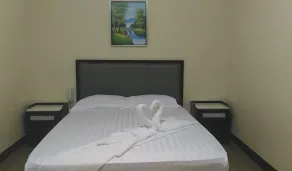 Meaco Royal Hotel - Plaridel - Chambre