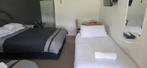MOTEL ROYAL TARA - Habitación
