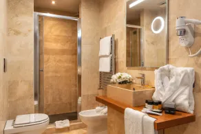 The Code Hotel - Salle de bain
