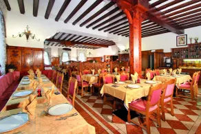 Hotel Dolomiti Schloss - Restaurant