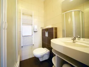 Funk Lounge Hostel - Bathroom