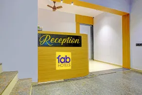 Hotel Nidhivan Palace - Reception