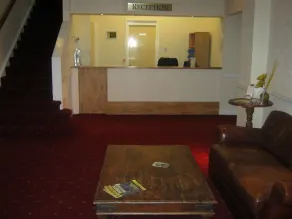 The Bridge Hotel - Hall