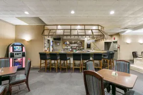 Eisenhower Hotel and Conference Center - Restaurant