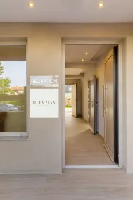 Makris Luxury Rooms - Resepsjon