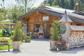 Bayern Chalets bei Salzburg und Berchtesgaden mit Whirlpool und Sauna - Recepção