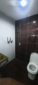 Super OYO 90724 Rg Hotel - Baño