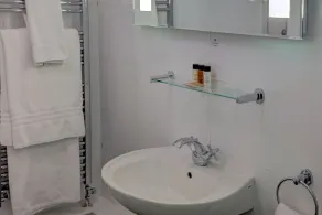 Queen's Head Inn - Bathroom