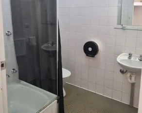Blue Gums Hotel Motel - Baño
