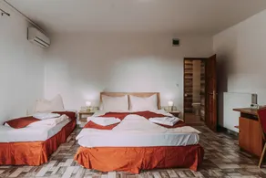 Fenyvesi Kuckó - Zimmer