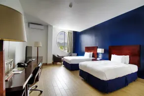 Commodore Suites, SureStay Collection by Best Western - Room