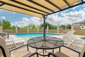 Comfort Inn & Suites Glenpool - Piscina