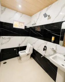 The Serene Resort - Bathroom