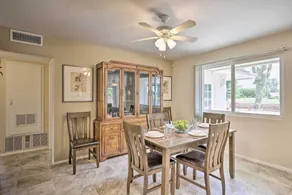 Quiet Sun City Home w/ Grill - Golf & Hike Nearby! - Intérieur