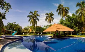 Puerta del mar - Pool