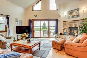 Garage Game Room, Bar: Coldwater Lake House! - Interiør