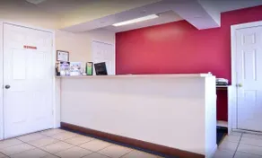 Super 8 by Wyndham Lumberton NC - Lobby