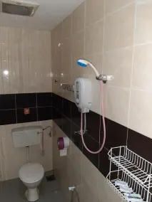 Hotel Sri Bahau - Baño