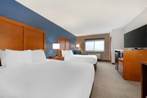 Comfort Inn & Suites North Greenfield - Chambre