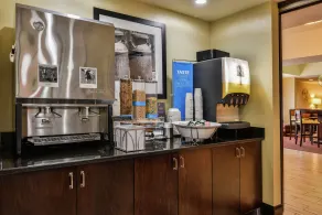 Hampton Inn Raleigh/Clayton I-40 - Restaurant