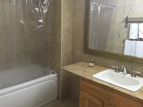 Cobblestone Inn - Bathroom