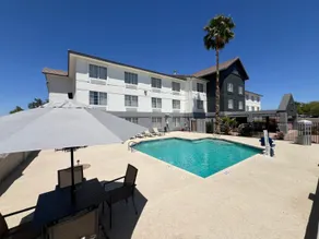 Garner Hotel Phoenix Northwest - Surprise by IHG - Piscine