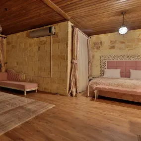 ELEVRES STONE HOUSE HOTEL - Room