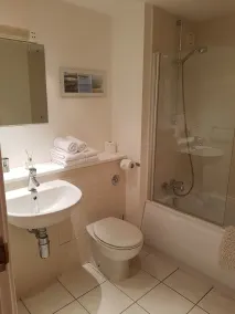 Executive Open Plan Apartment in Leith - Salle de bain