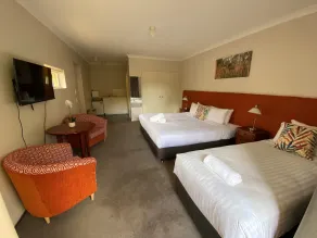 Higgins Lane Motel - Room