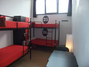 Bilbao Akelarre Hostel - Chambre