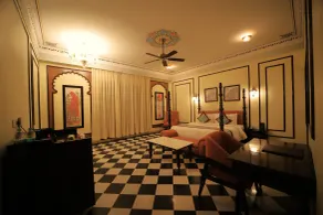 Kesarbagh Palace - Værelse