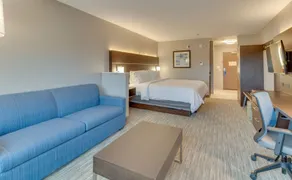Holiday Inn Express & Suites - Union City by IHG - Chambre