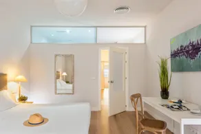 Suites Sevilla Plaza - Chambre